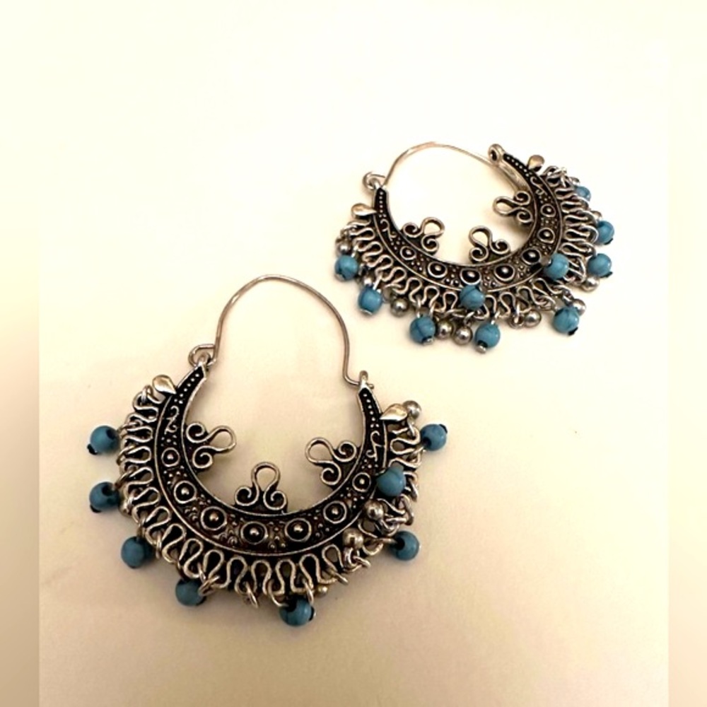 EARRINGS.🩵Drop long Fluttery